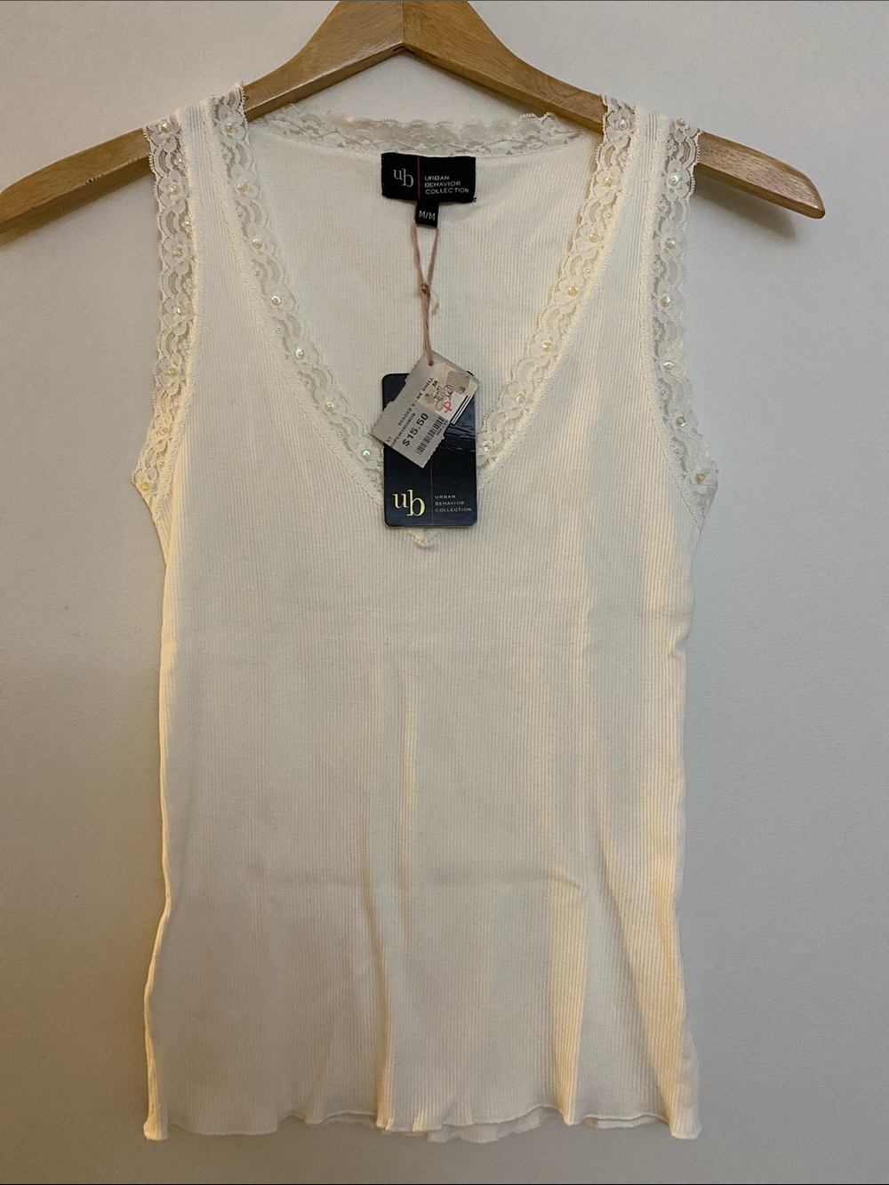 🎀3 for $19 ✨ Urban Behavior Cream Ribbed Lace-Trim V-Neck Tank